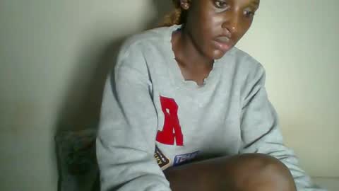 clara online show from February 2025 02:19:02 AM