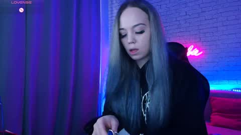 Nica online show from December 2024 05:07:02 AM