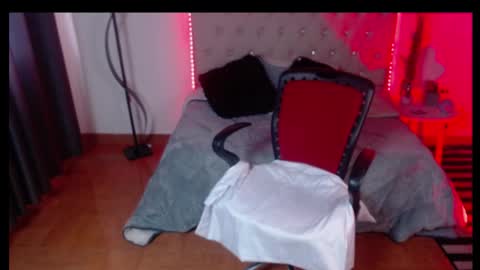 Cristal online show from October 2025 07:14:02 PM