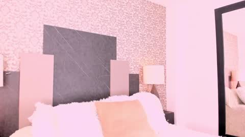     online show from January 2025 08:09:01 PM