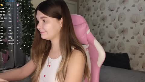 _cute_ice online show from December 2024 04:51:02 AM