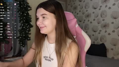 _cute_ice online show from December 2024 04:20:02 AM