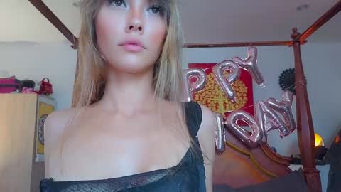 DemiDee online show from February 2025 09:53:02 AM