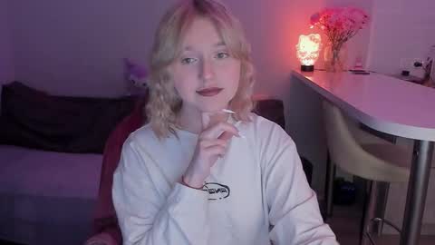 Snapshot of _dewpoint_ chatting on February 2026 08:05:02 PM Ri online show from February 2026 08:05:02 PM