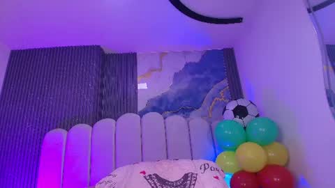 Snapshot of _diionne chatting on June 2026 07:12:02 PM Dione online show from June 2026 07:12:02 PM
