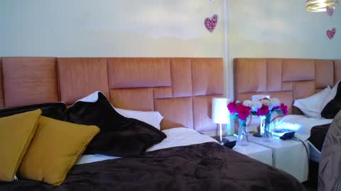 Dulcinea online show from March 2025 12:23:02 PM