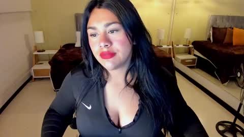 Dulcinea online show from September 2025 02:57:01 AM