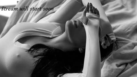 Elli online show from October 2025 10:36:02 AM