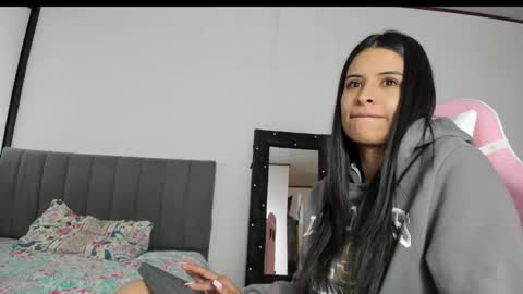 _elektrah online show from February 2025 05:27:01 PM