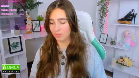 Lizzy  online show from October 2025 09:57:01 PM