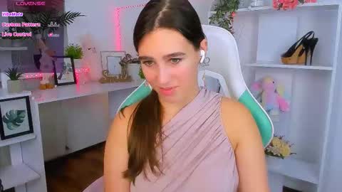 Lizzy  online show from October 2025 10:58:01 PM