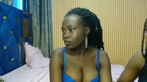 Elinah online show from November 2025 03:47:01 PM