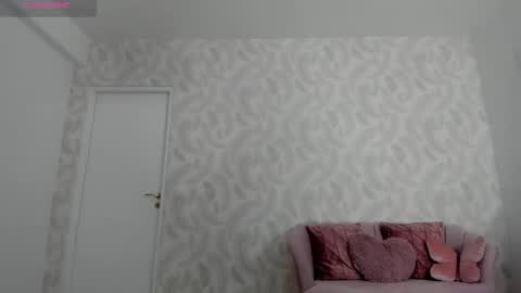 Elysa online show from September 2025 04:39:02 AM