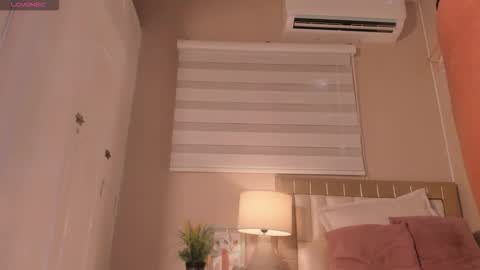 Hi Im Emily online show from January 2026 01:13:02 PM