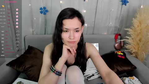 _emily__strike_ online show from December 2024 12:17:02 PM