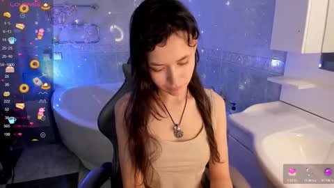 _emily__strike_ online show from October 2025 09:53:01 AM