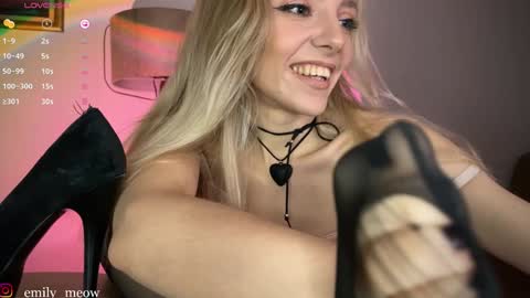 Emily online show from December 2024 01:10:02 PM