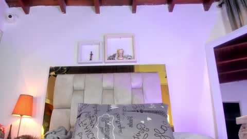 Isabella online show from February 2025 03:08:02 PM