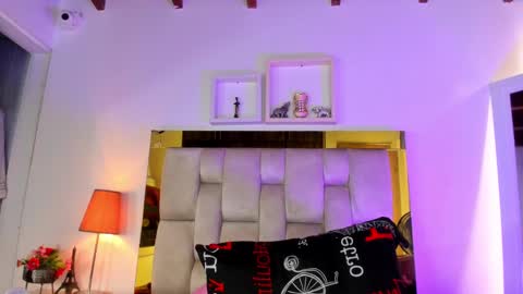 Isabella online show from March 2025 03:07:02 PM