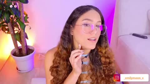 Emi online show from April 2026 04:46:01 AM