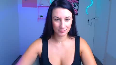 Emma online show from October 2025 06:01:01 AM