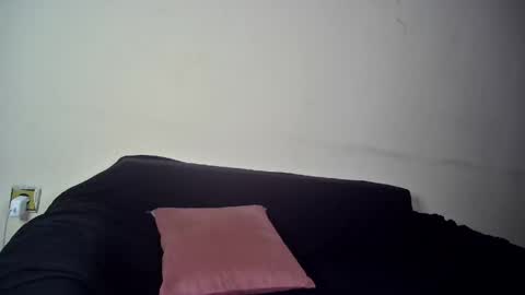 Emma Sugar online show from April 2026 09:15:01 PM