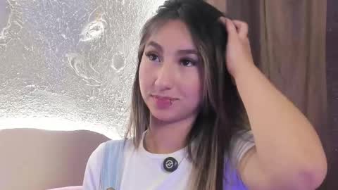 _emmawalka online show from September 2025 03:25:01 PM