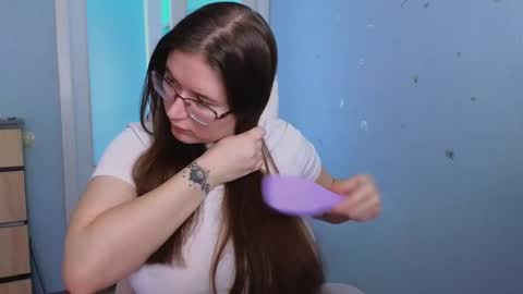 Sam  online show from February 2025 11:28:02 AM