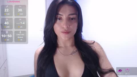  Erica Vanderhill  online show from October 2025 02:01:02 AM