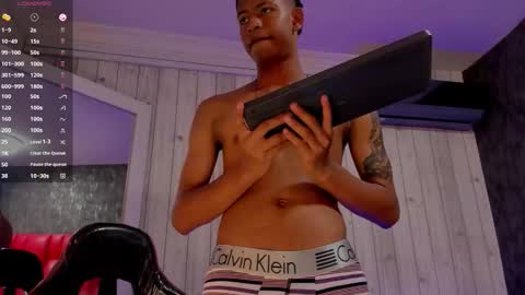 _erick_j online show from February 2026 08:03:02 PM