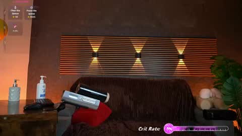 Snapshot of _eufrates_ chatting on May 2026 01:51:02 PM EUFRATES online show from May 2026 01:51:02 PM