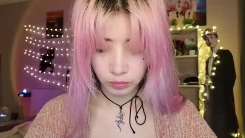 EveEva online show from March 2026 01:33:02 AM