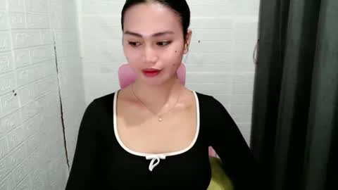 STEFFANNY WELL. online show from November 2025 10:01:01 PM