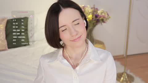 Essie  online show from December 2024 11:58:02 PM