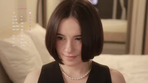 Essie  online show from April 2026 07:07:02 PM