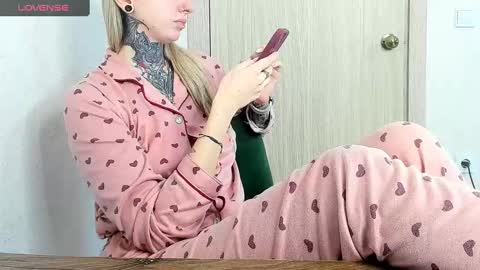 Alis online show from February 2025 12:11:02 PM