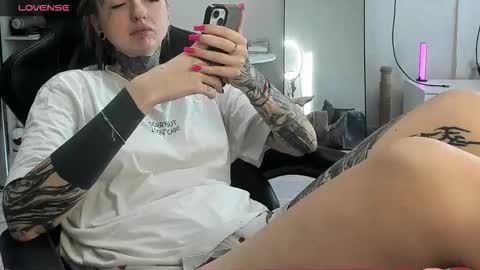 Alis online show from November 2025 12:20:01 PM