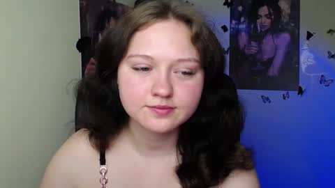 Snapshot of _foxy_lady chatting on June 2026 05:53:02 AM Alice online show from June 2026 05:53:02 AM