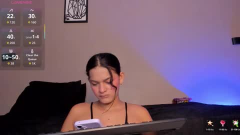 Snapshot of _frida_1 chatting on September 2025 01:02:01 PM Frida online show from September 2025 01:02:01 PM