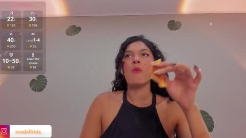 Snapshot of _frida_1 chatting on October 2025 01:08:02 PM Frida online show from October 2025 01:08:02 PM