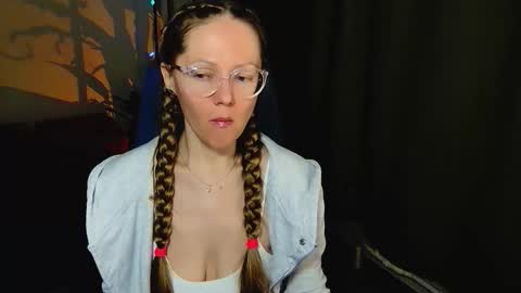 _goldilocks__ online show from September 2025 05:18:01 PM