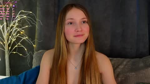 Snapshot of _green_green_ chatting on January 2025 04:21:01 AM Milly online show from January 2025 04:21:01 AM