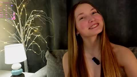 Snapshot of _green_green_ chatting on February 2025 07:15:01 AM Milly online show from February 2025 07:15:01 AM