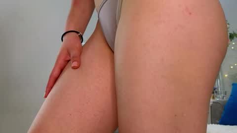 Snapshot of _green_green_ chatting on February 2025 08:15:02 AM Milly online show from February 2025 08:15:02 AM