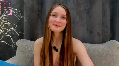 Snapshot of _green_green_ chatting on February 2025 04:34:01 AM Milly online show from February 2025 04:34:01 AM