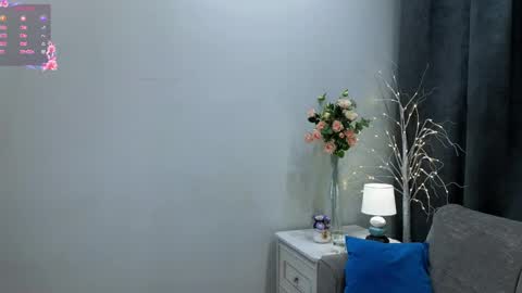 Snapshot of _green_green_ chatting on February 2025 04:05:02 AM Milly online show from February 2025 04:05:02 AM