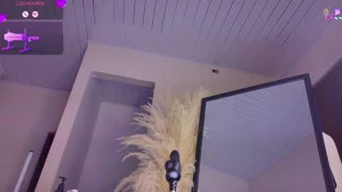 Gretta online show from April 2026 08:20:02 PM