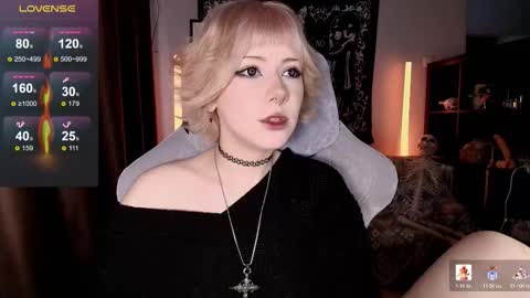 Snapshot of _gummybears_ chatting on February 2026 06:00:02 AM Tori online show from February 2026 06:00:02 AM