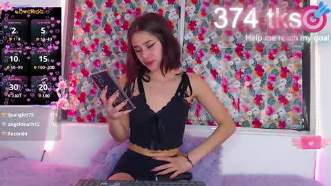 Gwen online show from February 2025 08:00:02 AM