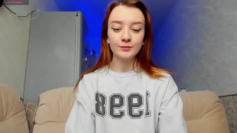 _hey_scarlett_ online show from December 2024 04:14:02 AM